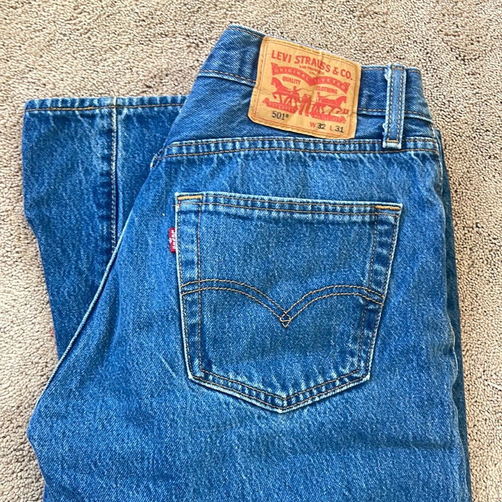 Low waisted Levi’s